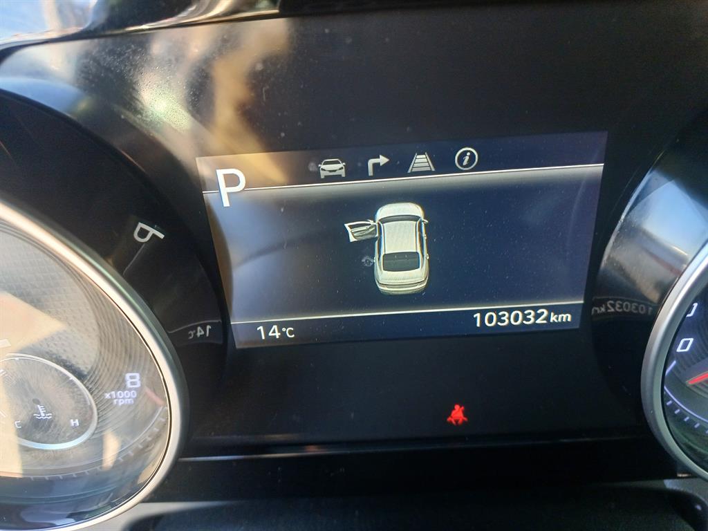 HYUNDAI Grandeur - Vista 9