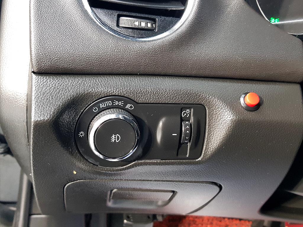 Chevrolet Cruise - Vista 11