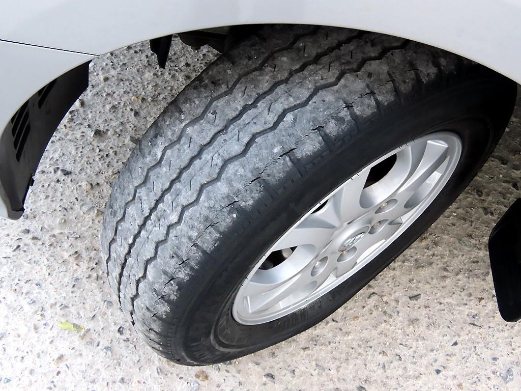 HYUNDAI Starex 2012 Gris - Importación desde Corea - HF Imports Iquique - Foto 17