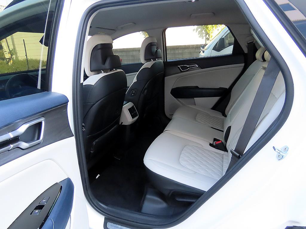 KIA Sportage - Vista 6