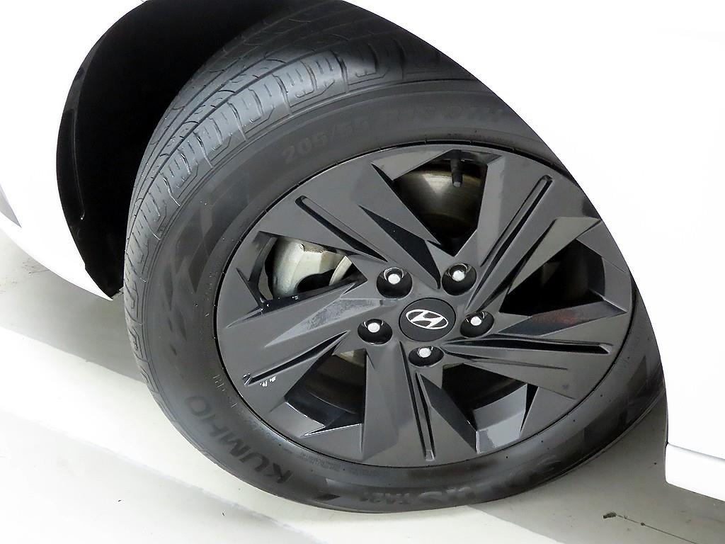 HYUNDAI Avante 2021 Blanco - Importación desde Corea - HF Imports Iquique - Foto 18