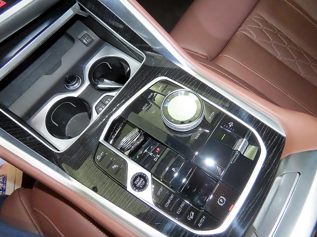 BMW X6 2024 Blanco - Importación desde Corea - HF Imports Iquique - Foto 13