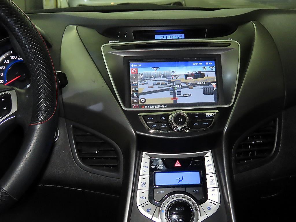 HYUNDAI Avante 2011 Negro - Importación desde Corea - HF Imports Iquique - Foto 16