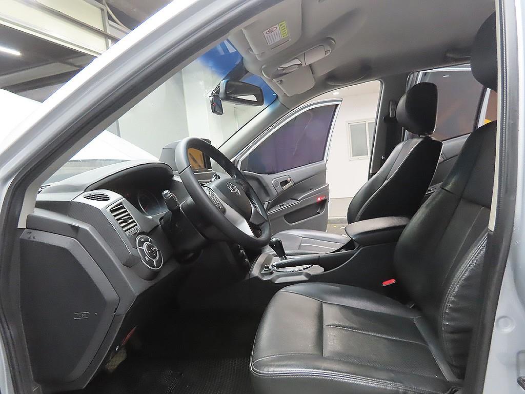 Ssangyong Korando 2016 Plateado - Importación desde Corea - HF Imports Iquique - Foto 13
