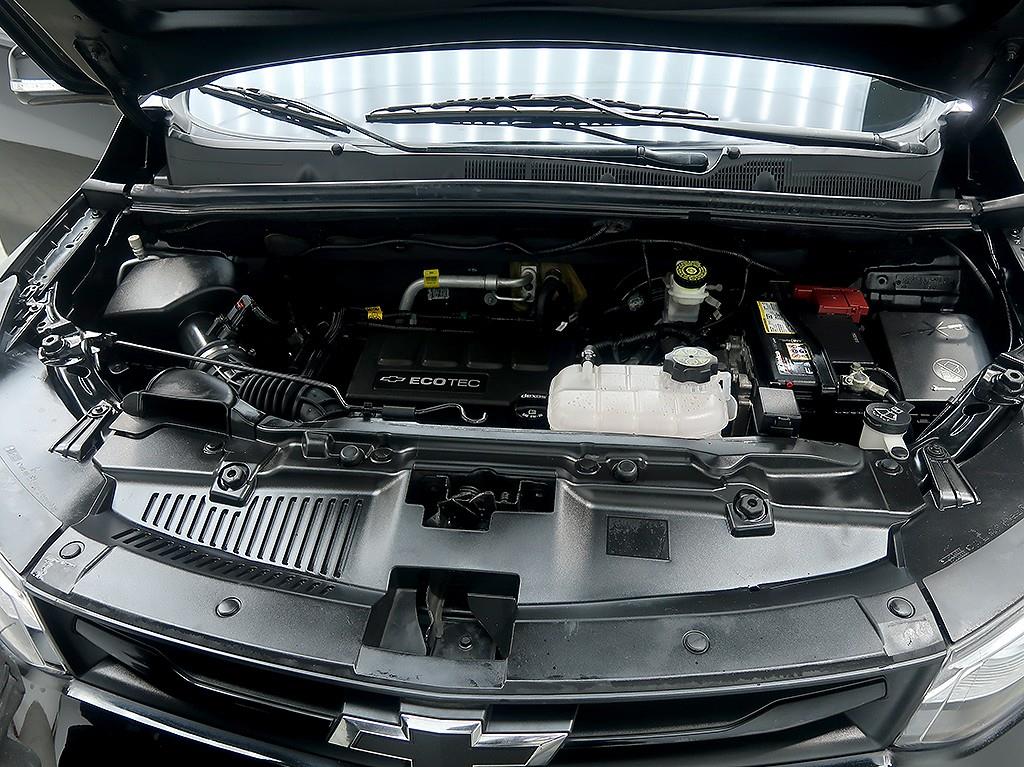 Chevrolet Trax 2020 Negro - Importación desde Corea - HF Imports Iquique - Foto 8