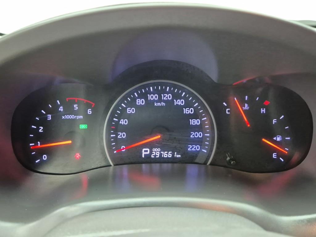 KIA Carnival - Vista 7