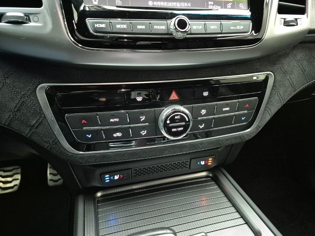 Ssangyong Rexton - Vista 10