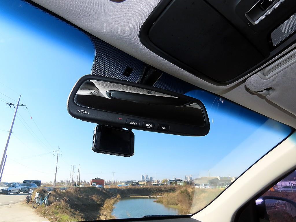 KIA Sorento - Vista 12