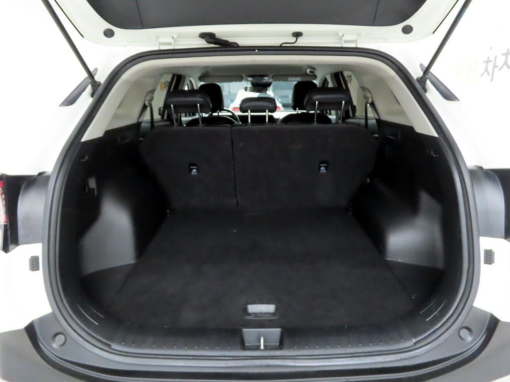 KIA Sportage - Vista 5