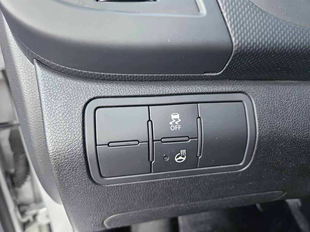 HYUNDAI Accent - Vista 12