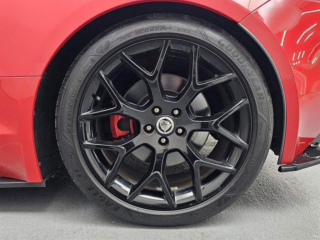 Jaguar F-TYPE - Vista 5