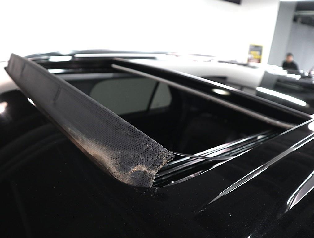 Ford Explorer 2023 Negro - Importación desde Corea - HF Imports Iquique - Foto 17