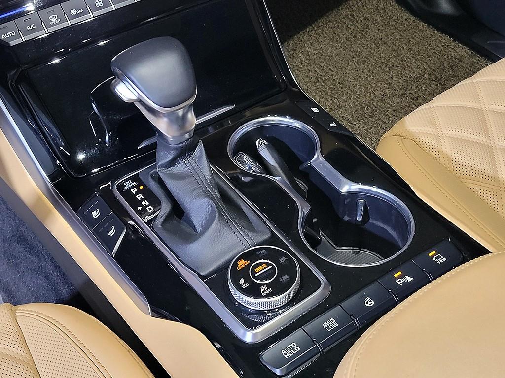 KIA Mohave - Vista 12