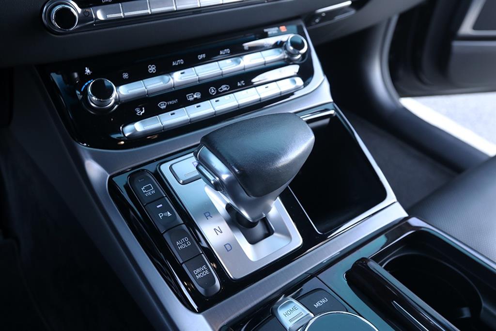 Genesis EQ900 - Vista 9