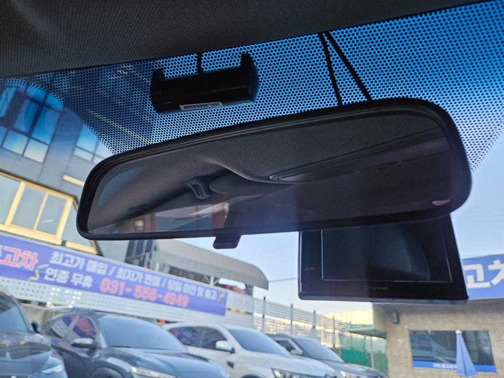 HYUNDAI Accent - Vista 11