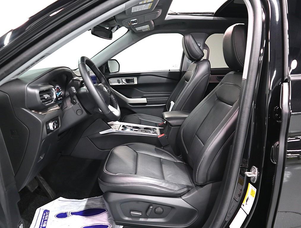 Ford Explorer - Vista 9