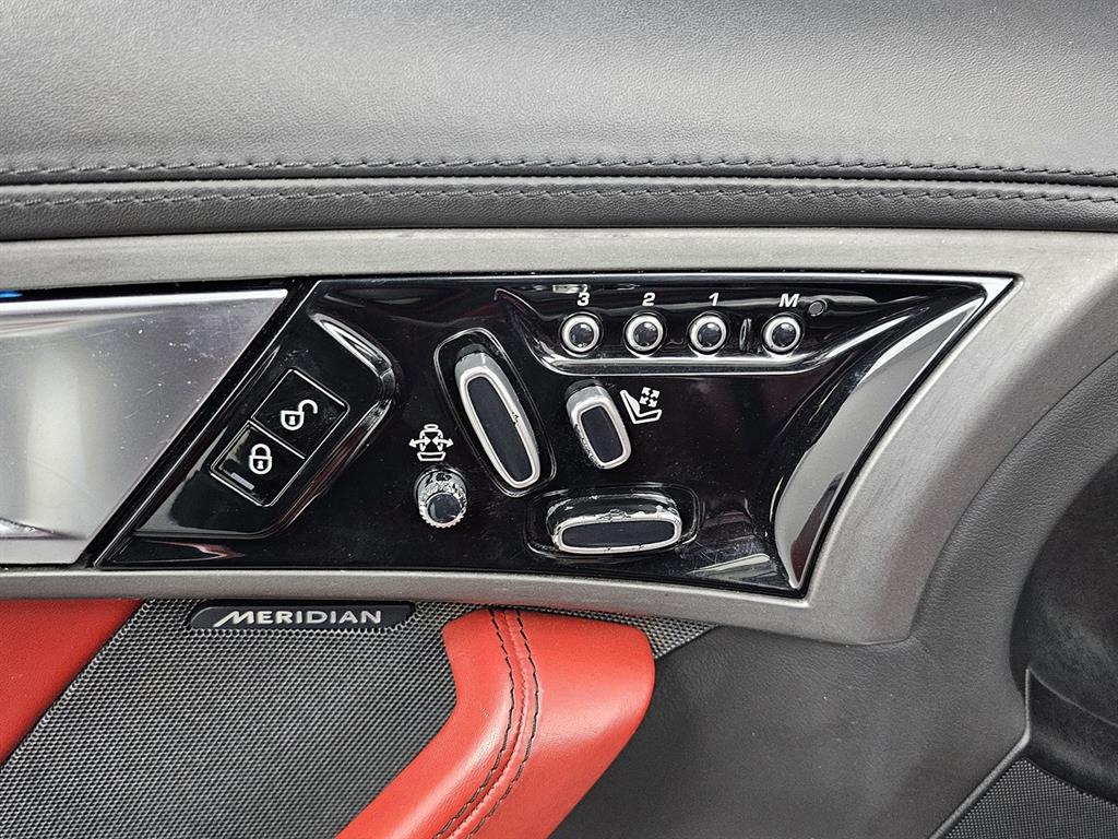 Jaguar F-TYPE - Vista 12