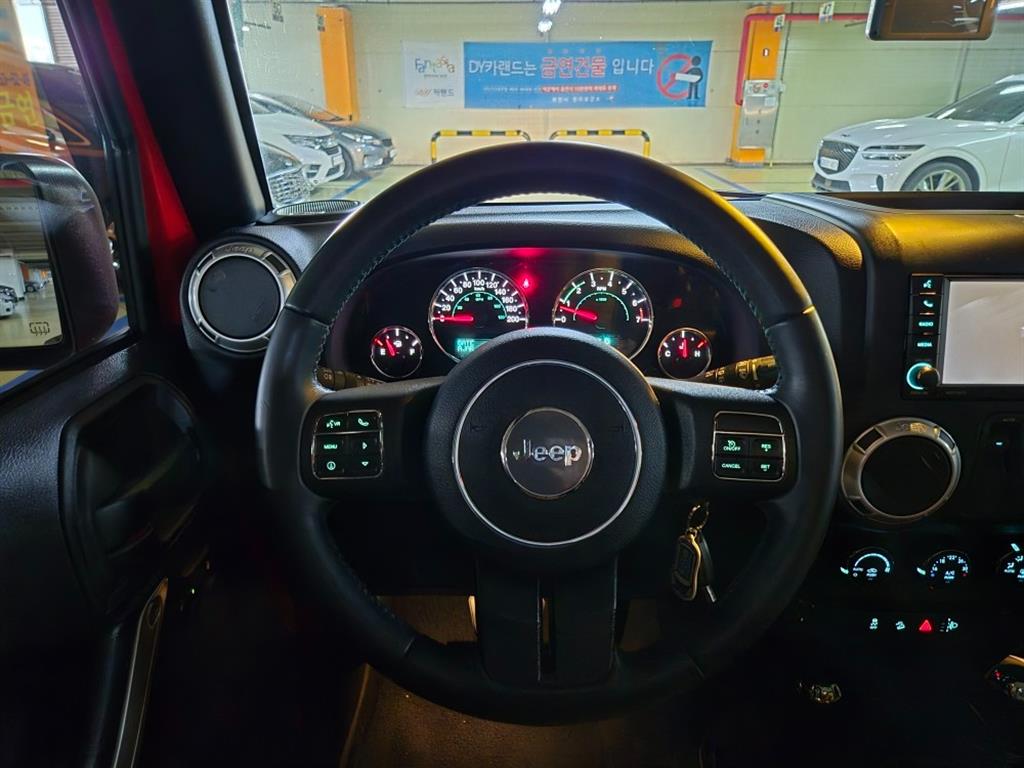 Jeep Wrangler - Vista 9