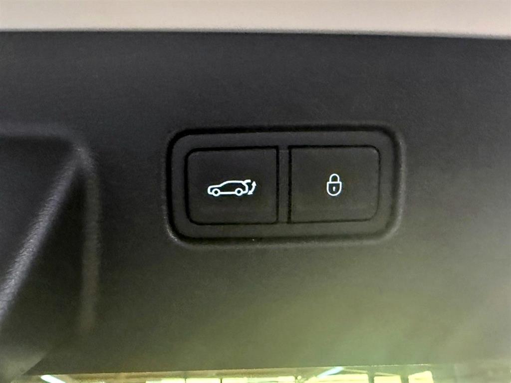 Genesis GV60 2023 Blanco - Importación desde Corea - HF Imports Iquique - Foto 19