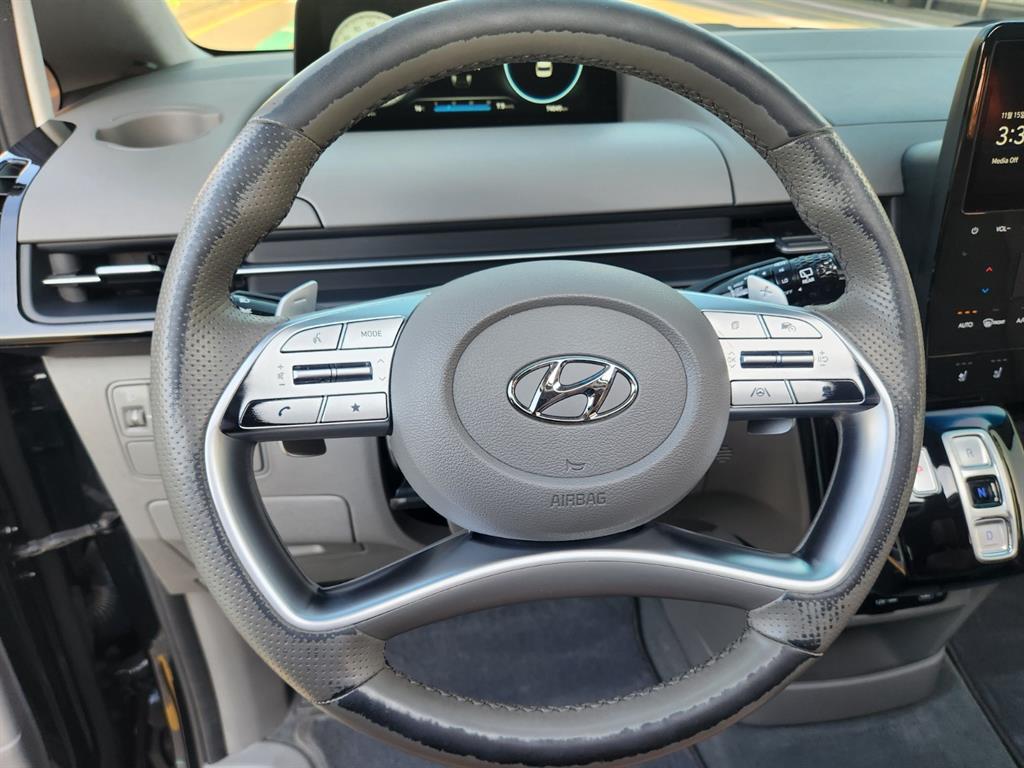 HYUNDAI Staria - Vista 12