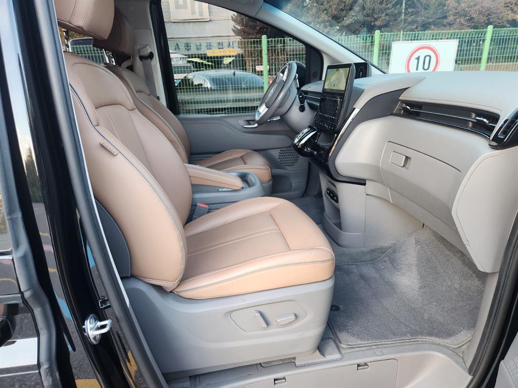 HYUNDAI Staria 2022 Negro - Importación desde Corea - HF Imports Iquique - Foto 18