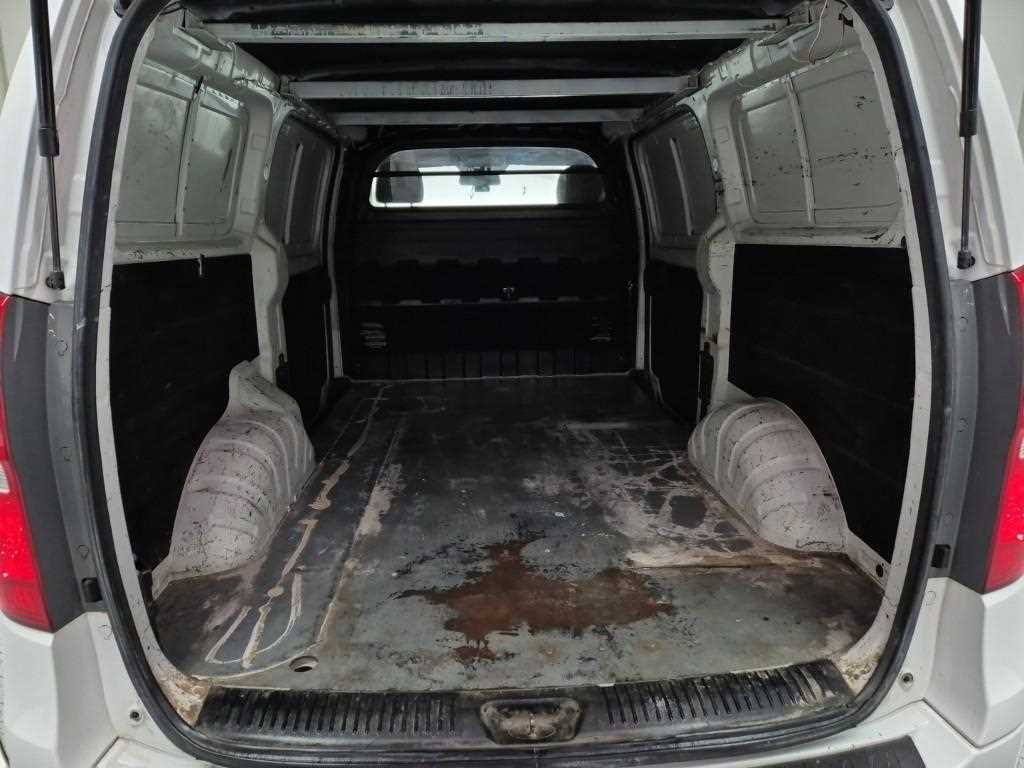 HYUNDAI Starex 2017 Blanco - Importación desde Corea - HF Imports Iquique - Foto 18