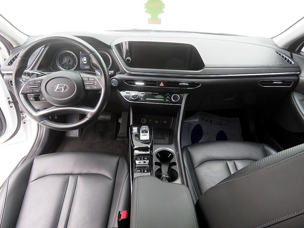 HYUNDAI Sonata - Vista 8