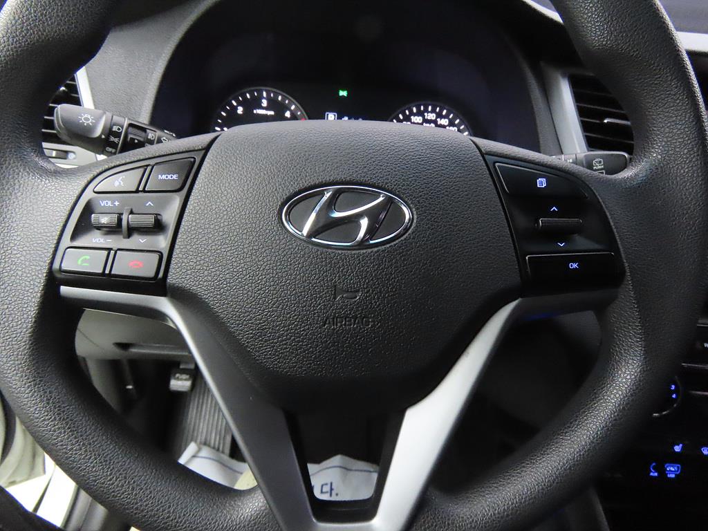 HYUNDAI Tucson - Vista 9