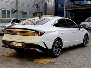 HYUNDAI Sonata - Vista 8