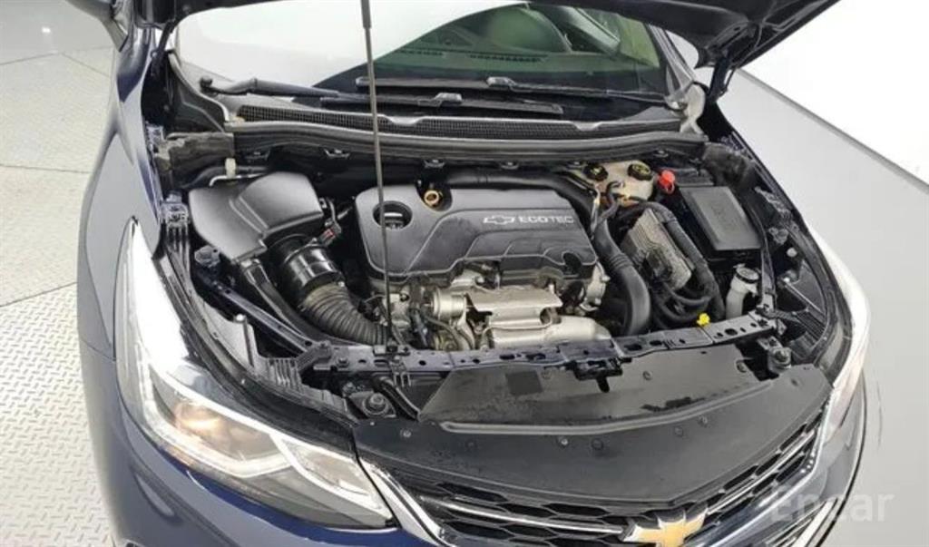 Chevrolet Cruise - Vista 6