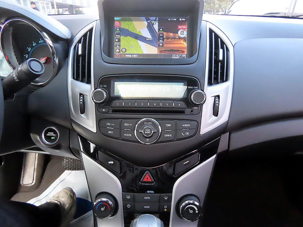 Chevrolet Cruise 2016 Blanco - Importación desde Corea - HF Imports Iquique - Foto 13