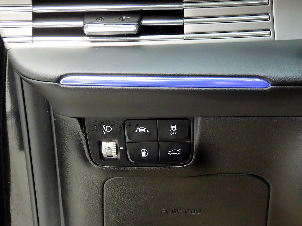 HYUNDAI Grandeur - Vista 11