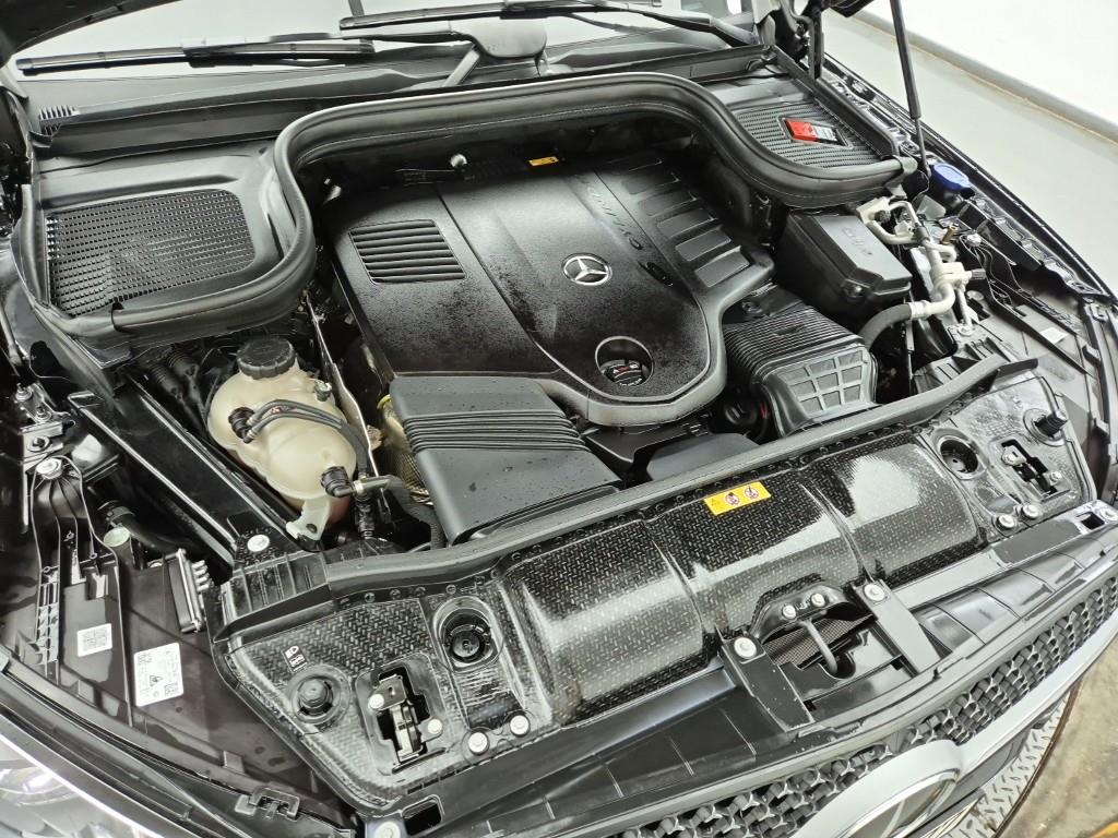 Mercedes Benz GLE Class - Vista 6