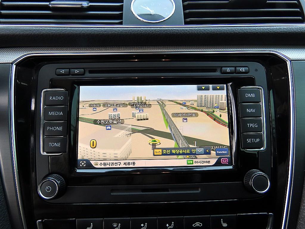 Volkswagen Passat 2016 Blanco - Importación desde Corea - HF Imports Iquique - Foto 13