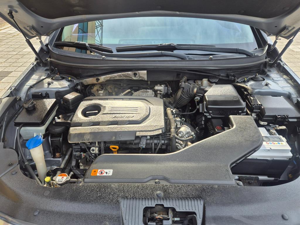 HYUNDAI Sonata - Vista 11