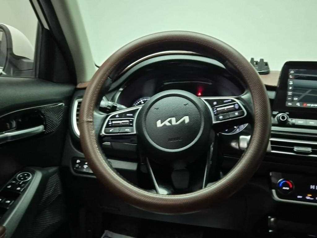 KIA Seltos - Vista 9