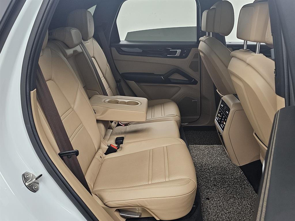 Porsche Cayenne - Vista 9