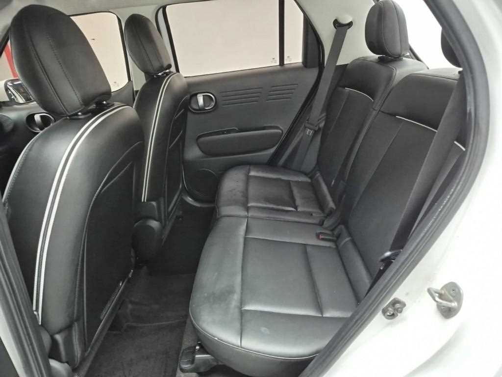 HYUNDAI Casper - Vista 12