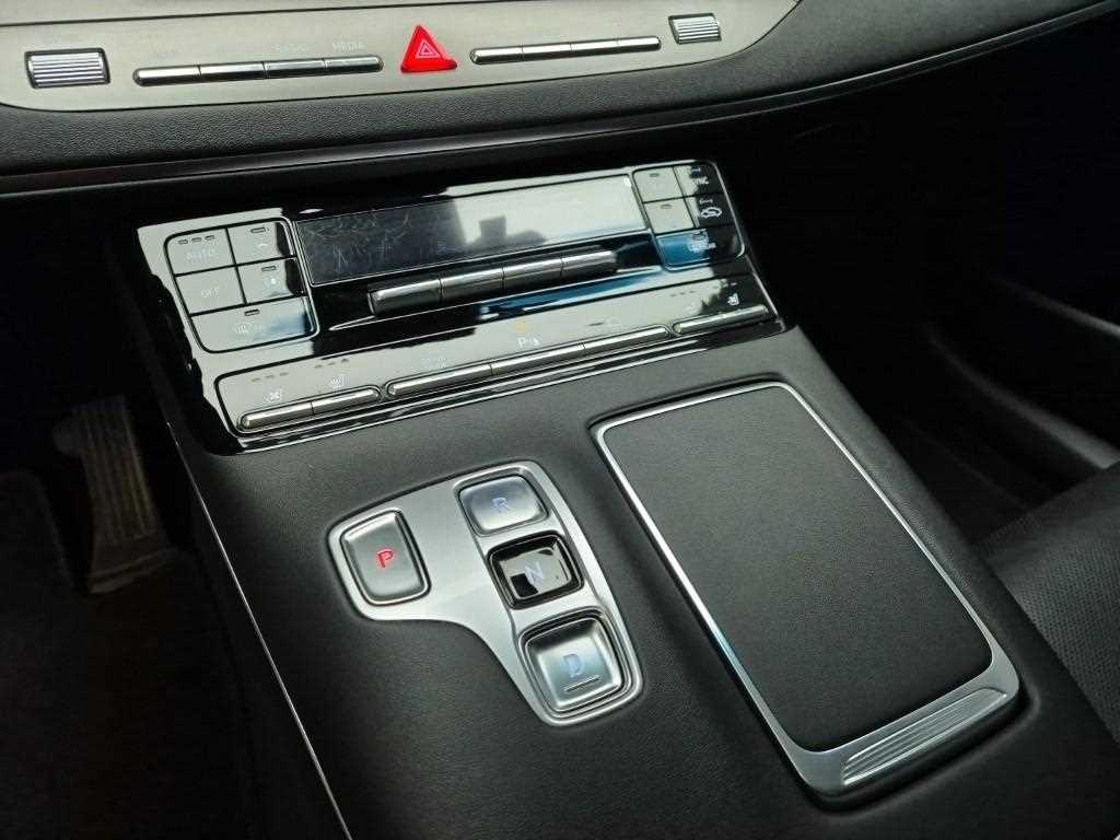 HYUNDAI Grandeur - Vista 8