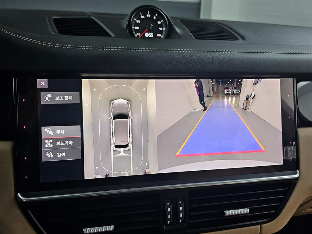 Porsche Cayenne - Vista 12