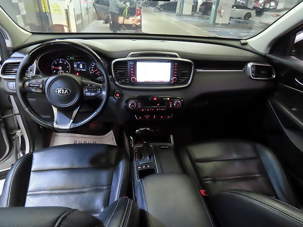 KIA Sorento - Vista 10