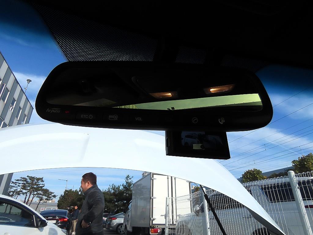 HYUNDAI Veloster 2017 Blanco - Importación desde Corea - HF Imports Iquique - Foto 16