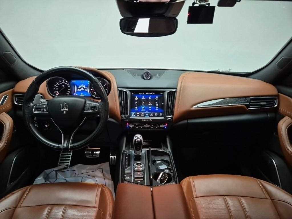 Maserati Levante - Vista 7