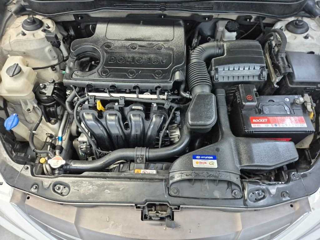 HYUNDAI Sonata - Vista 5