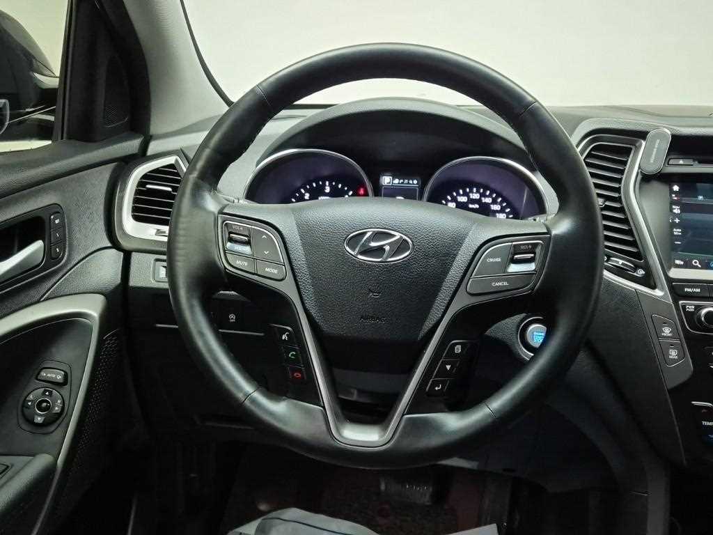 HYUNDAI Santa Fe - Vista 9