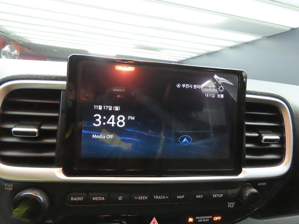 HYUNDAI Venue 2022 Negro - Importación desde Corea - HF Imports Iquique - Foto 15