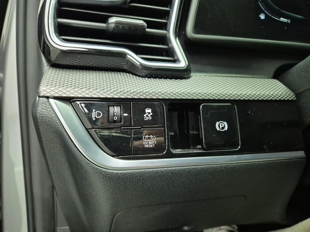 KIA Sportage 2023 Plateado - Importación desde Corea - HF Imports Iquique - Foto 17