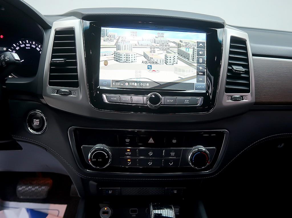 Ssangyong Rexton 2018 Negro - Importación desde Corea - HF Imports Iquique - Foto 9