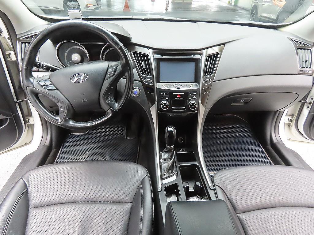 HYUNDAI Sonata 2013 Blanco - Importación desde Corea - HF Imports Iquique - Foto 9