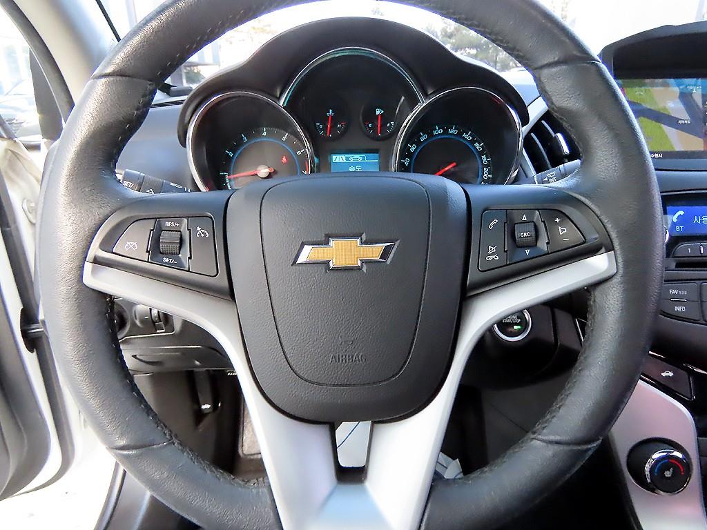 Chevrolet Cruise - Vista 8